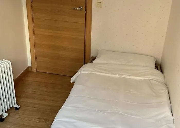 Rum i privatbostad Valen Vigo